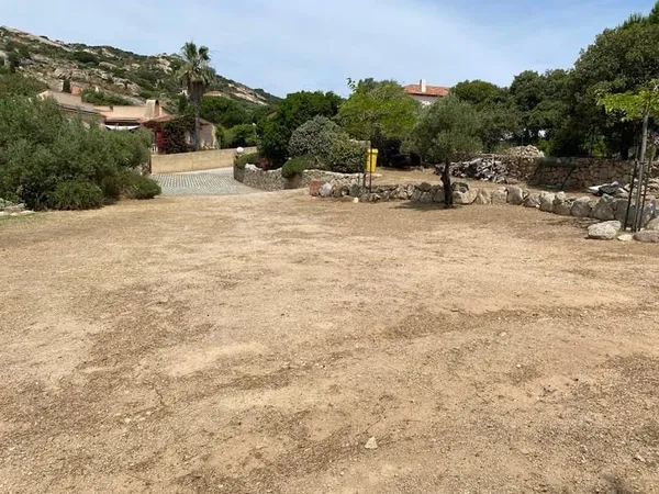 Terrain à bâtir 968 m²