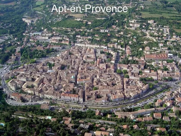 Terrain à vendre à APT (84)