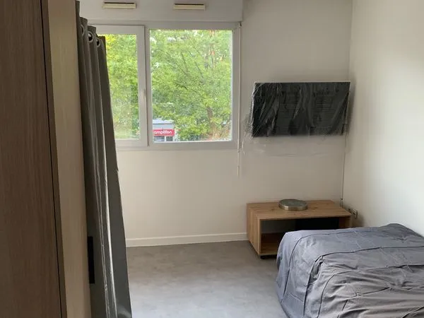 Studio meublé refait à neuf 20 m² Echirolles, La Rampe