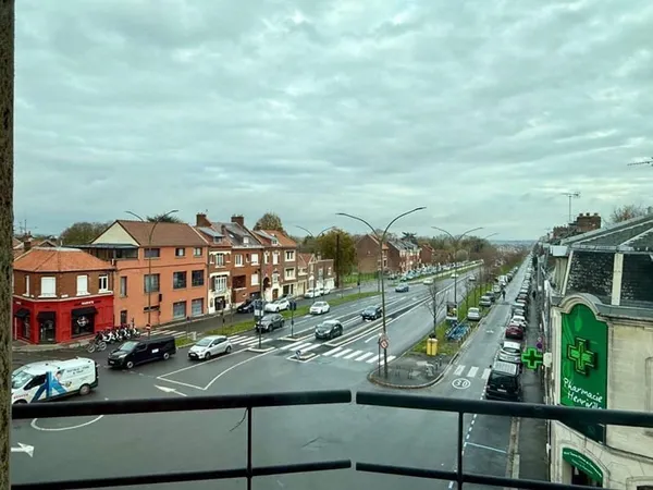 Haut Henrivlle - T3 avec balcon et emplacement parking