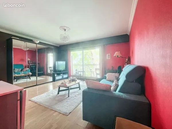 Studio 1 pièce 30 m²