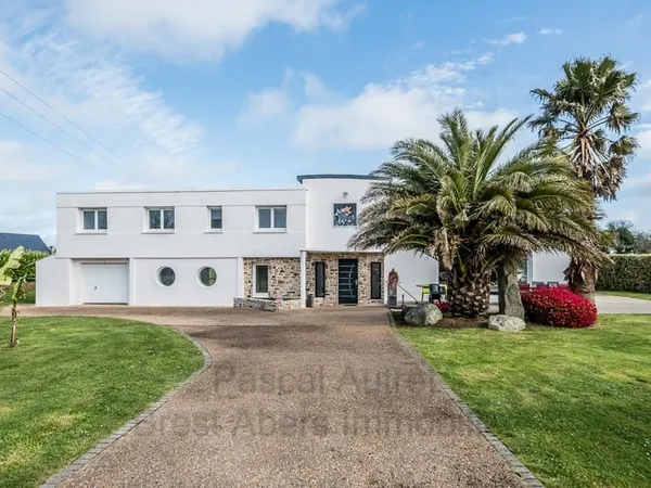 Pascal Autret BREST ABERS IMMOBILIER vous présente cette mai