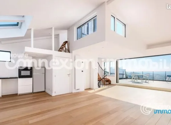 Maison 9 pièces 349 m²