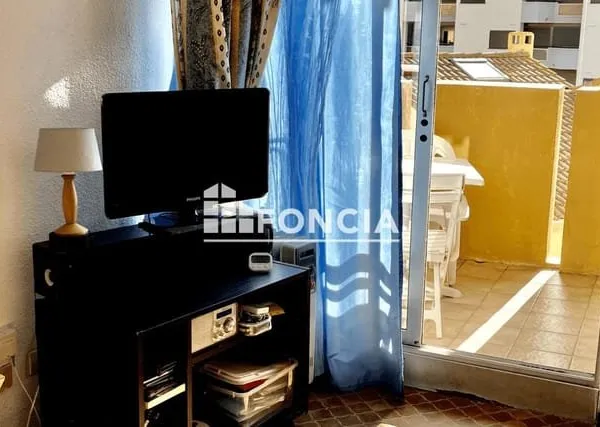 APPARTEMENT T1 BIS - ACCES DIRECT PLAGE ET COMMERCES