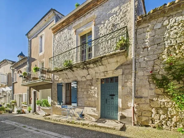 Magnifique maison de village au coeur de la bastide de Tournon d'Agenais