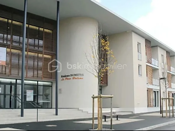 Pour investissement - T2 avec loggia et parking en résidence sénior