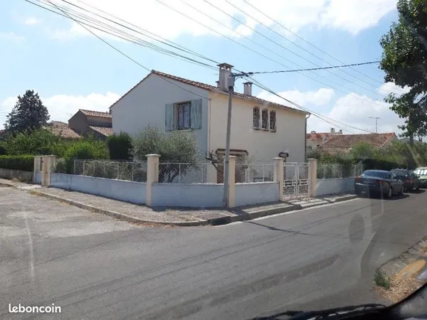Location maison F3+ studio dans quartier recherché de Montplaisir