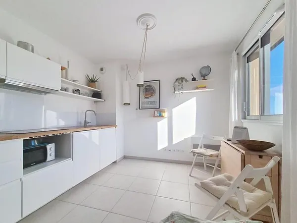 NICE FLEURS - Studio - DERNIER ETAGE