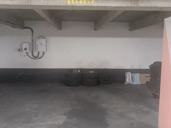Place de parking sécurisee 11m² - Puteaux (Front de Seine / Bellini)