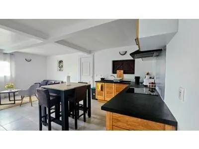 Superbe T3 meublé - Vue mer - Case-Pilote Résidence privée • Lumineux • Galerie • Prêt à vivre