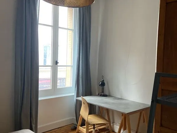 Centre ville :Cherche colocataires pour compléter la colocation étudiante