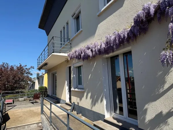 Maison 7 pièces 197 m²