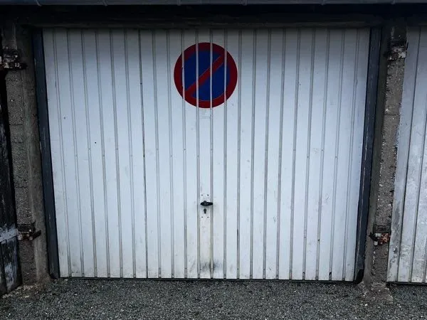 Location box