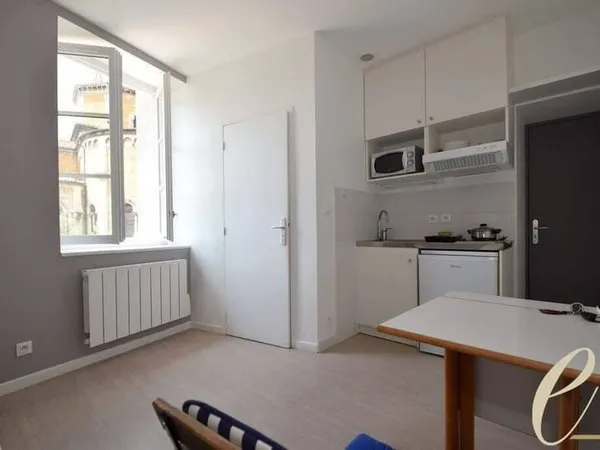 Appartement 1 pièce 13 m²