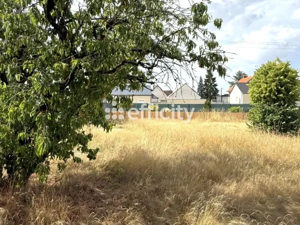 Terrain 670 m²
