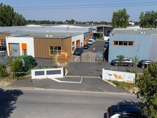 Bureaux 255 m²