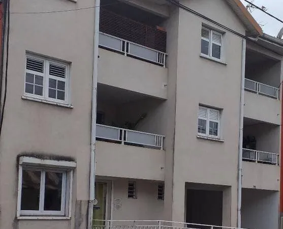 Local commercial 103 m²