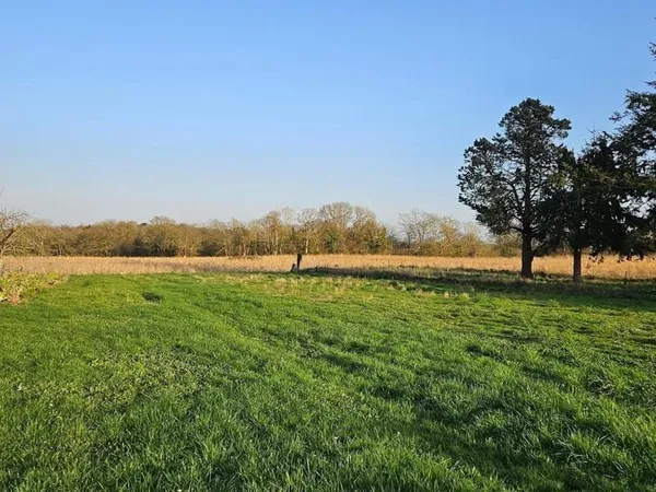 Terrain 1370m² Peillac