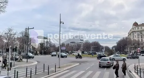 Fonds de commerce 170 m²