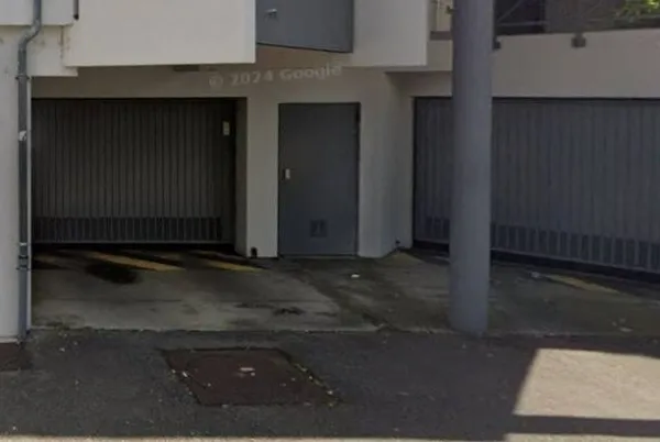 Parking 13 m²