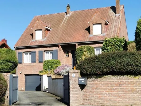 Maison 6 pièces 121 m²