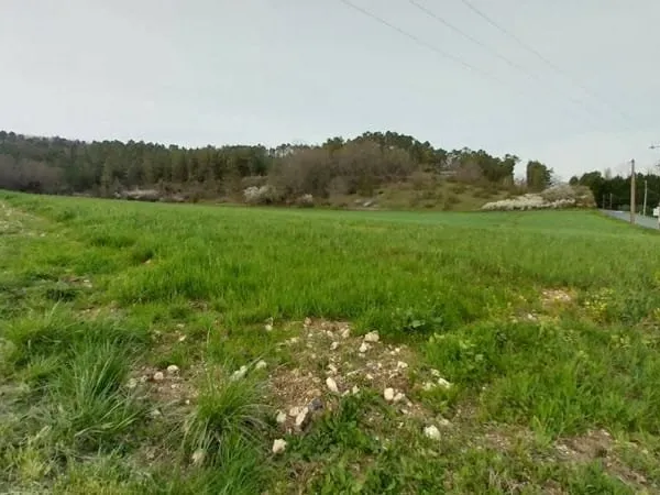 Terrain constructible 19200 m²