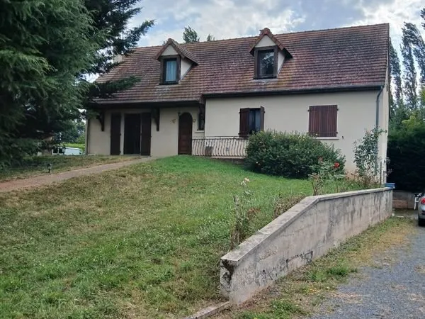 Maison Vente Huriel 6p 180m² 165000€