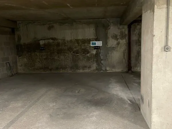 Location petite place parking Dijon Gare