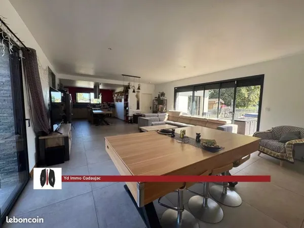 Maison 5 pièces 156 m²