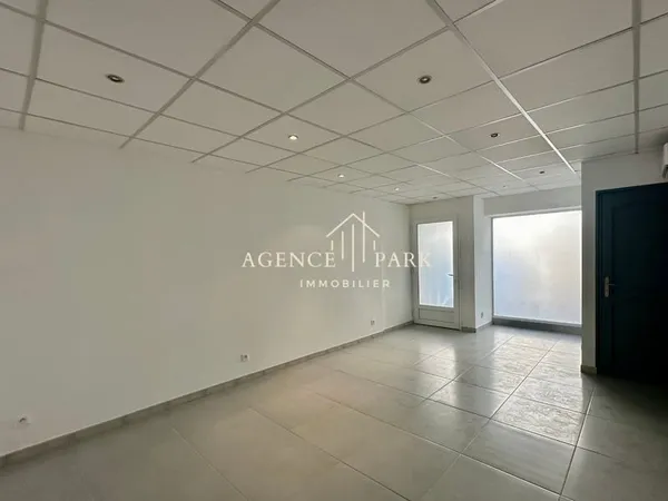 Local commercial RDC - Draguignan