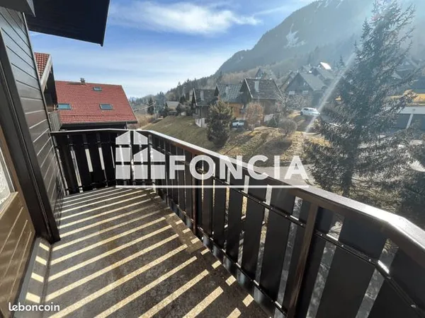 Studio 1 pièce 19 m²