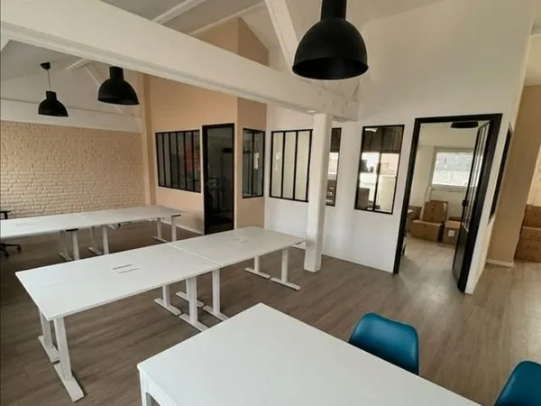 Bureaux Arcueil à Louer - 87m2 - Vache Noire