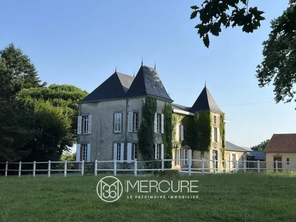 Propriété de caractère avec manoir, maison indépendante et insta