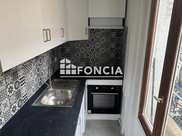 Appartement 3 Pièces 51.37m² à louer 1450 - COURBEVOIE 92400