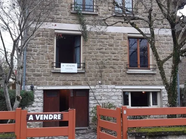 MAISON de caractère, année 1937