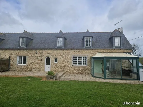 Location à Pouvara
