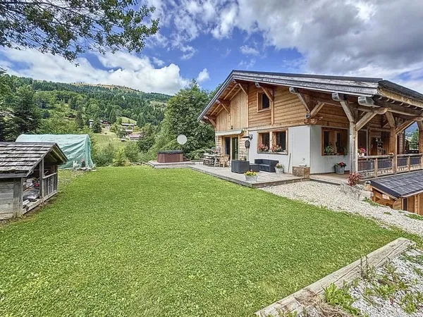 Les Gets - Chalet de 202 m2 - Environnement préservé et lumi