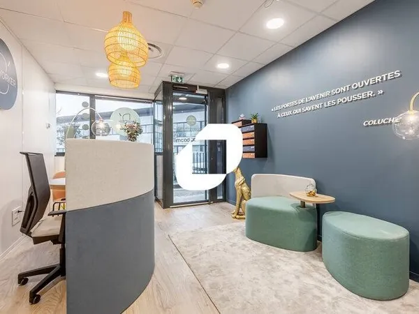 Bureaux 360 m²