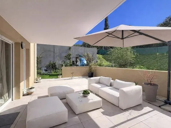 A VENDRE APPARTEMENT T4 JARDIN- PIETROSELLA