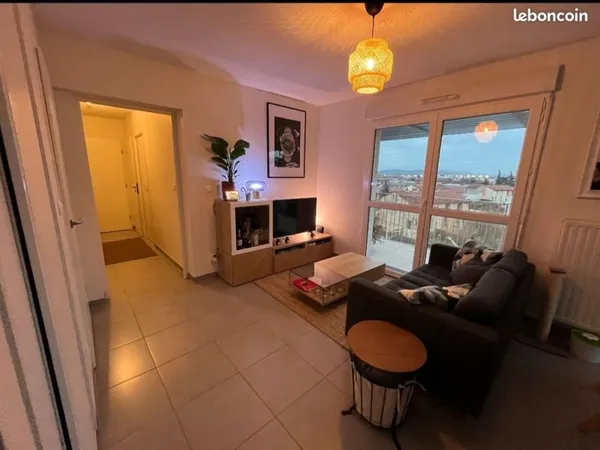 Appartement t3 dernier etage et balcon