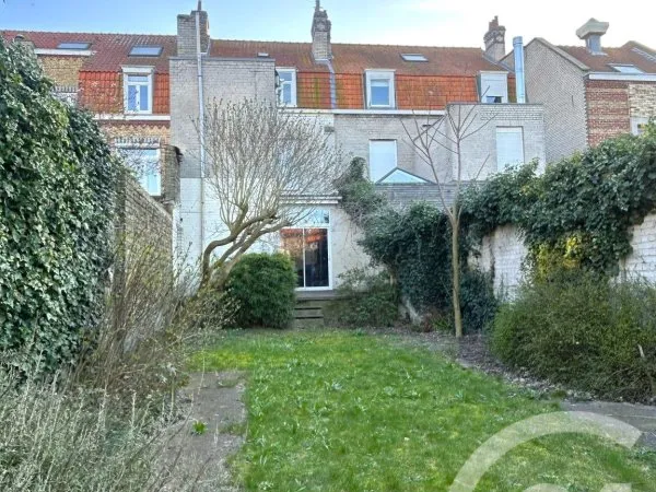 Maison 6 pièces 169 m²