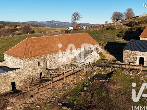 Propriété 4 pièces 115 m²