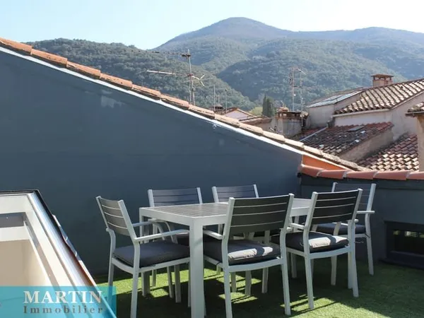 MAISON DE VILLAGE AVEC TERRASSE