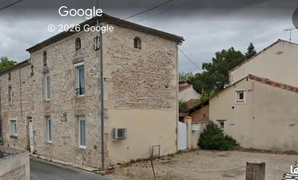 A saisir maison ancienne avec piscine