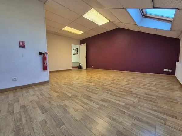 Local commercial 150 m2