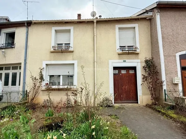 Maison avec jardin
