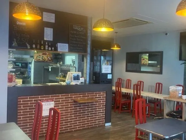 Pizzeria restaurant