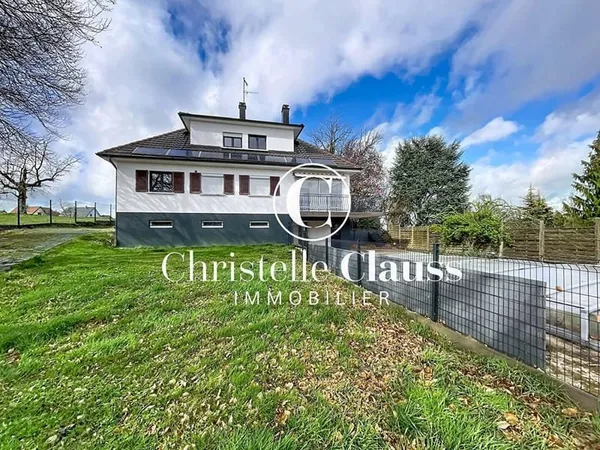 Maison 8 pièces 179 m²