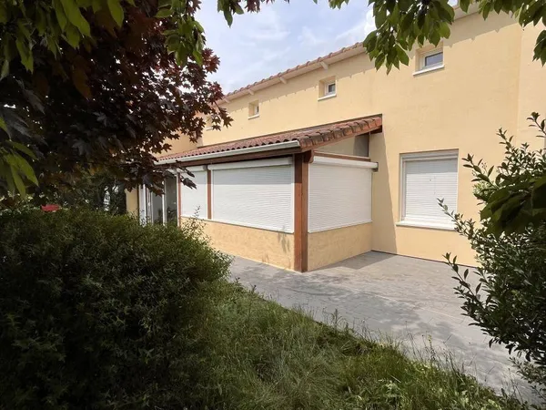 Maison de plain-pied 4 pièces 96 m²