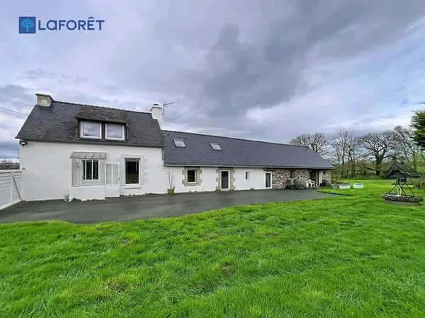 A VENDRE, Kergrist longère 9 pièces 167 m²